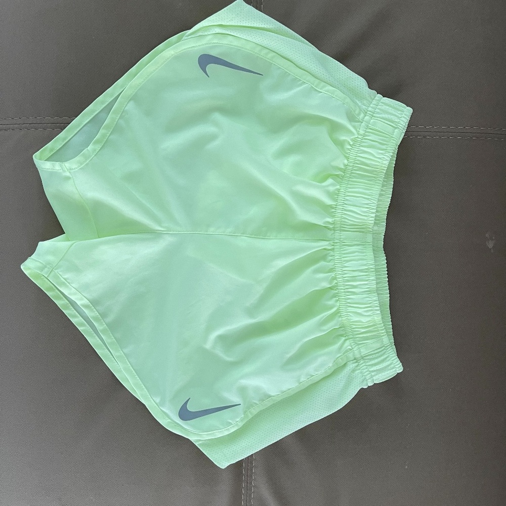 Nike women running shorts size xs